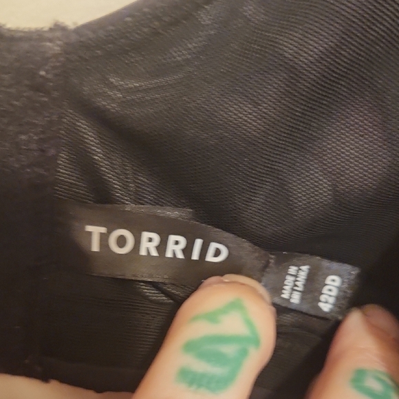 🔥Torrid Dream Wire Free Boost Rainbow Floral Black Bra - Picture 2 of 6